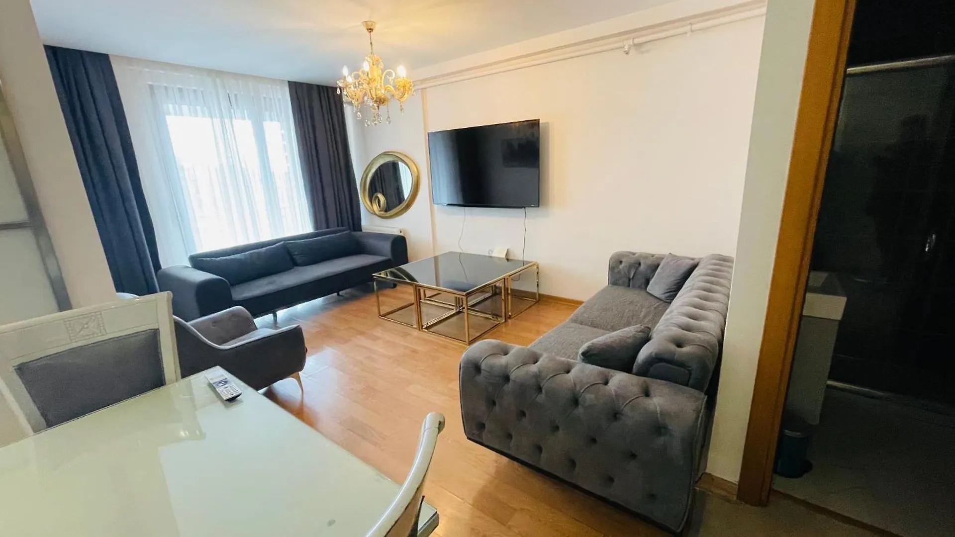 Lägenhet Cts Elysium Residence Taksim Istanbul Turkiet
